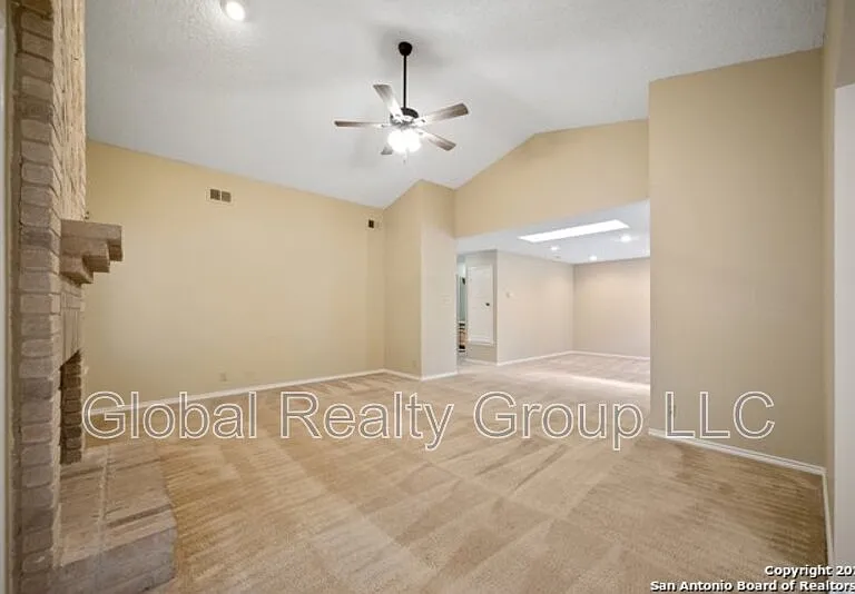 118 Golden Way — Photo 20