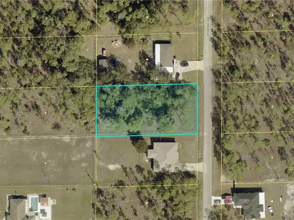 1309 Broadway Ave, Lehigh Acres, FL 33972