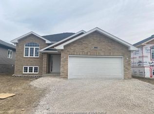 393 Cypress Ln #2, Lakeshore, ON N0R 1A0