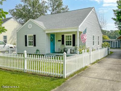 417 S Raleigh Street, Wallace, NC, 28466