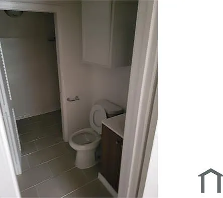 2304 Balsam Dr #E209 — Photo 4