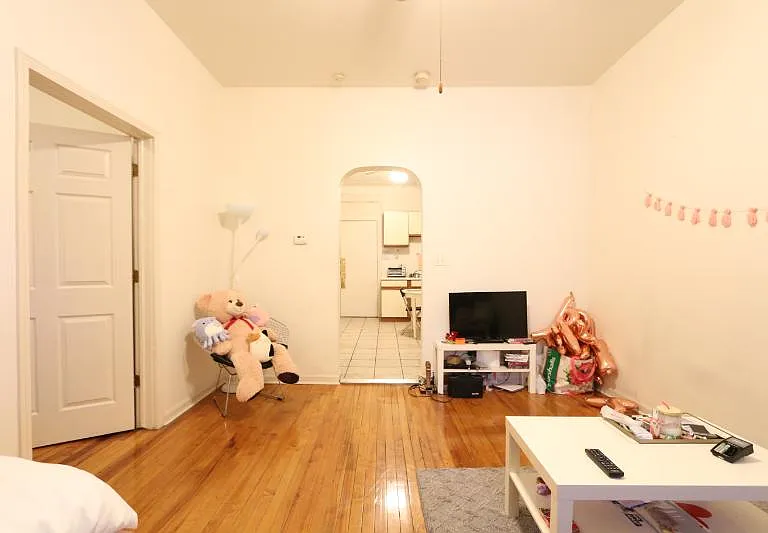 1353 W Taylor St #1R — Photo 4