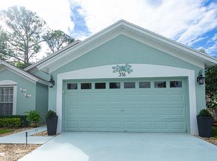 316 Hammocks Trl, Greenacres, FL 33413