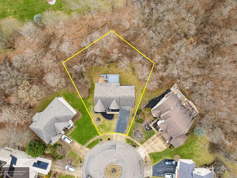 7302 Claddaugh Ln — Photo 63