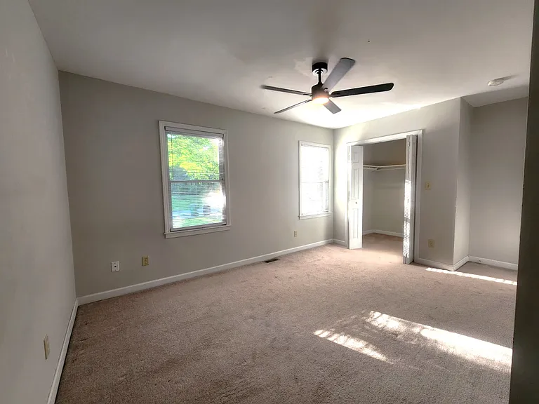 3317 Windsor Dr — Photo 10