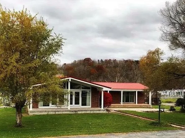 2685 Old Bluefield Rd, Princeton, WV 24739