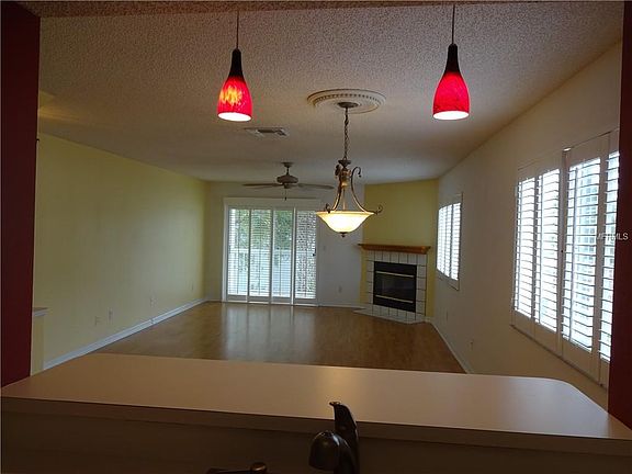 5th image of 312 Madeira Cir