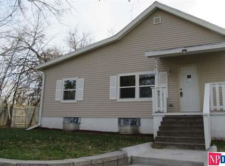 3817 Saratoga St, Omaha, NE 68111