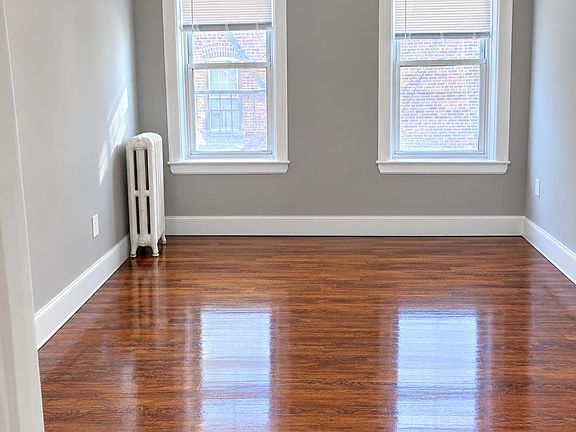 2nd image of 45 Broadway #23