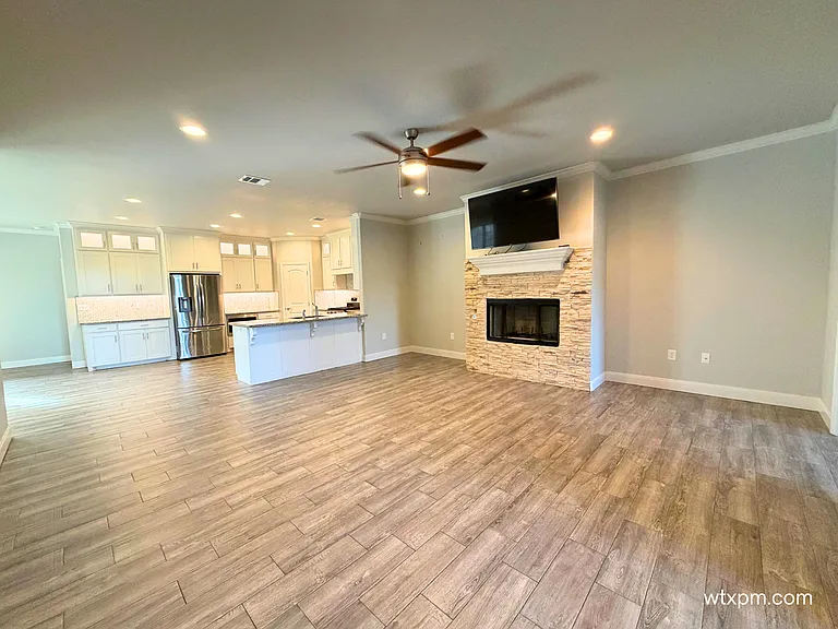 6811 Tatum Cir — Photo 4