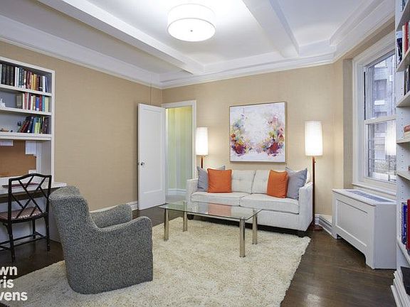 4th image of 1049 Park Ave #4C