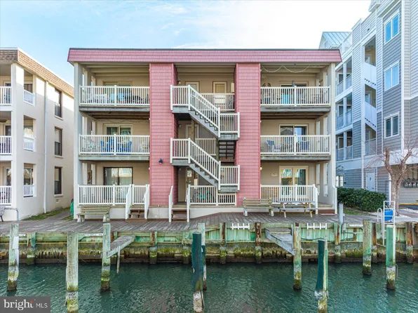 308 13th St #5-9C, Ocean City, MD 21842