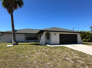 822 SE 33rd St, Cape Coral, FL 33904