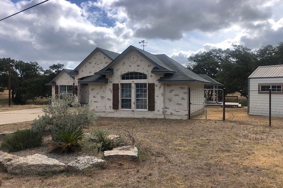 126 Twidwell Dr, Henly, TX 78620 Zillow