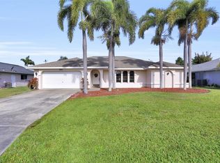 3879 SE 7th Pl, Cape Coral, FL 33904