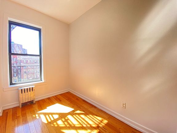 3rd image of 516 W 135th St #44A