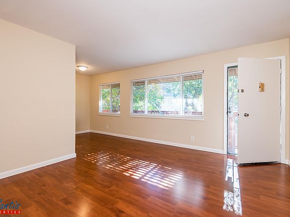 2nd image of 418 Roosevelt Ave APT 5