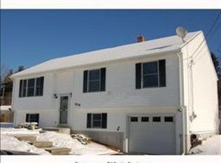 509 Riverside Dr, North Grosvenordale, CT 06255