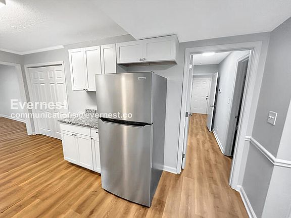 4th image of 4505 Dover Castle Dr