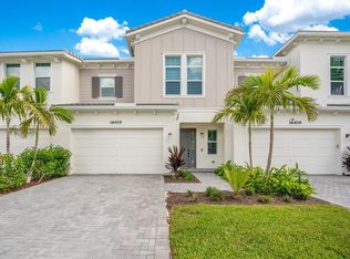 16419 Oakview Dr, Loxahatchee, FL 33470
