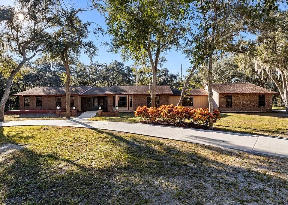 1st image of 4926 Hubner Cir
