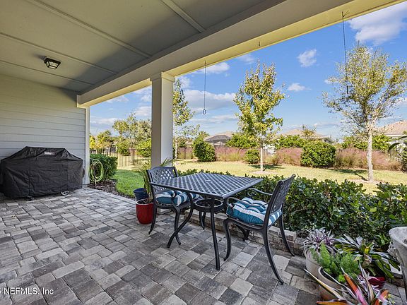 5th image of 11109 KENTWORTH Way