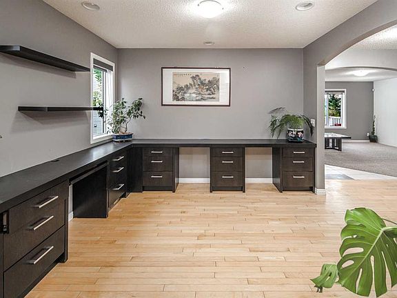3rd image of 73 NE Evansbrooke Way NW