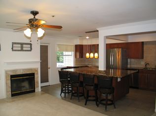 5800 Inman Park Cir APT 410, North Bethesda, MD 20852