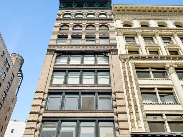 35 East 12th Street 8C image 23 of 23
