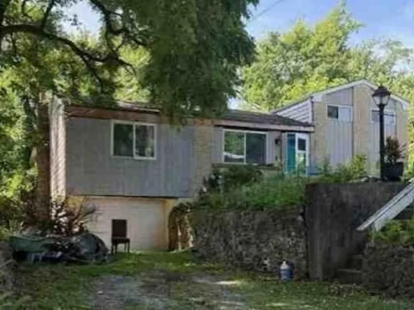 147 Maple Lo Dr, Pittsburgh, PA 15235