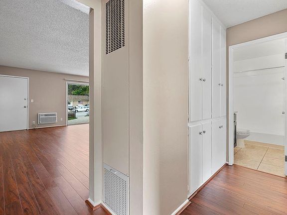 5th image of 700 N Wendy Dr #33