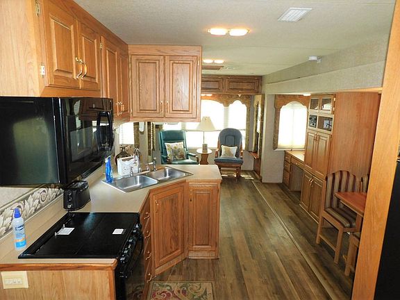2nd image of 9553 Old Lakeland Hwy #40