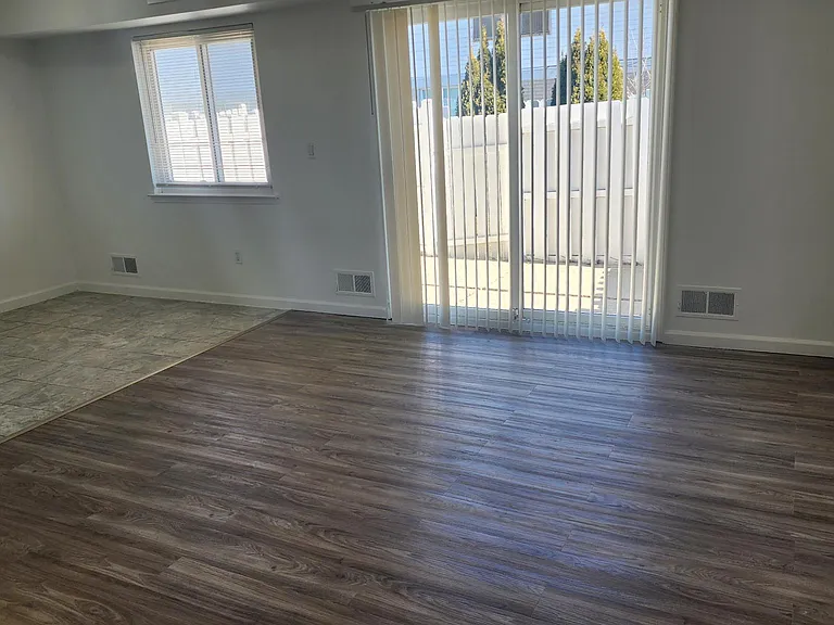 15572 Dupage Blvd #155752 — Photo 4