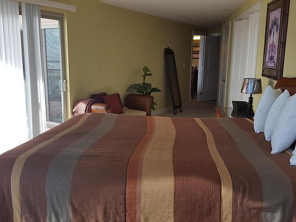5th image of 1899 Beach Blvd #608