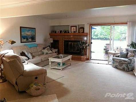 3rd image of 2025 E Provincial House Dr #30