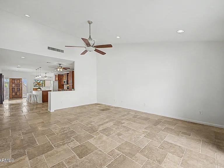 5134 N 78th Pl — Photo 9
