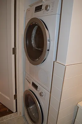 Rented by Corcoran | media 63