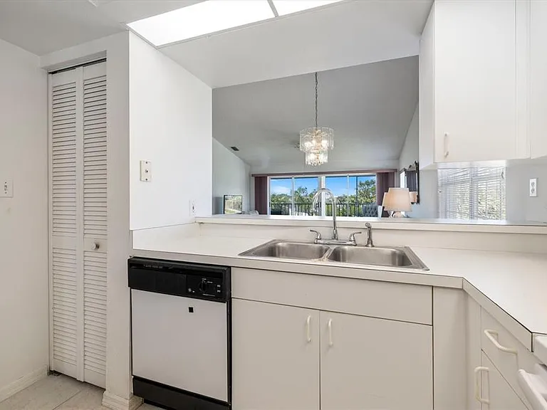 841 Waterside Dr #206 — Photo 13