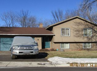 6416 Edgemont Cir N, Brooklyn Park, MN 55428