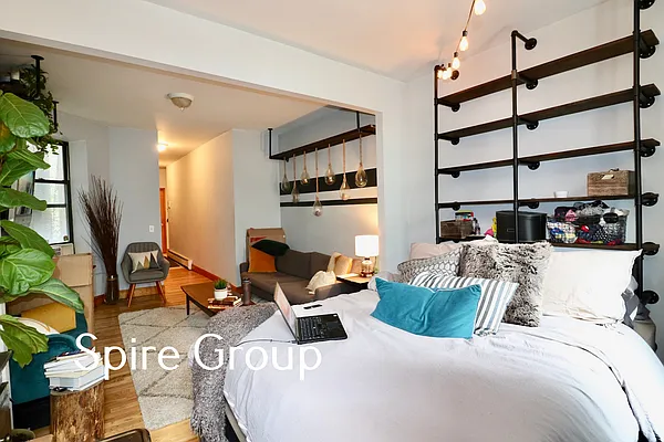 Rented by Spire Group | media 2