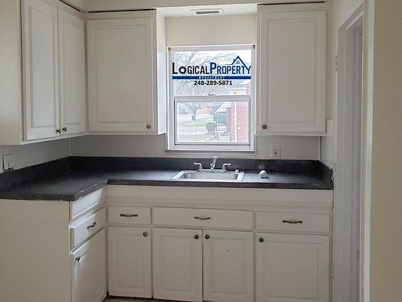 2nd image of 22490 Kendall St