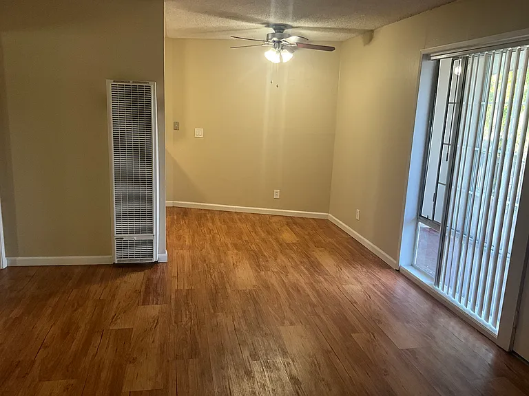 Richfield Park Apartments — Photo 11