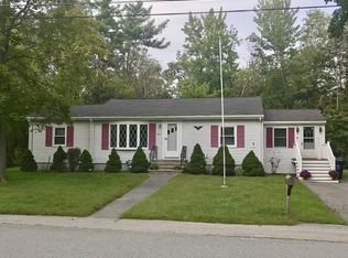 12 Jackson Ave, Dracut, MA 01826