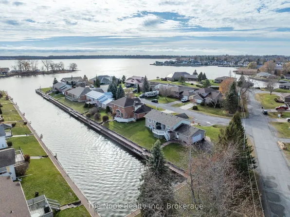 12 Rogers St, Prince Edward County, ON K0K 2T0