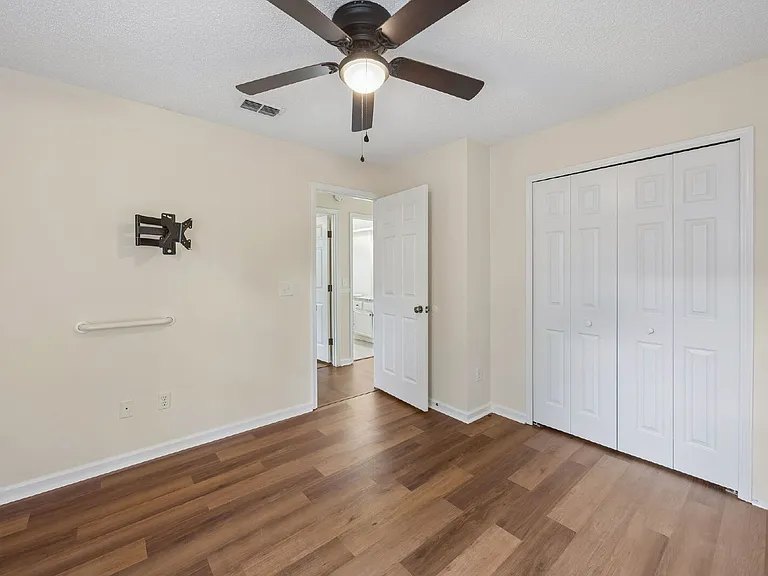 8362 Rockridge Dr — Photo 20