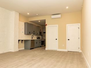 223 S 44th St #3F, Philadelphia, PA 19104