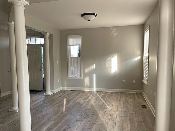 4th image of 1010 Bran Dr