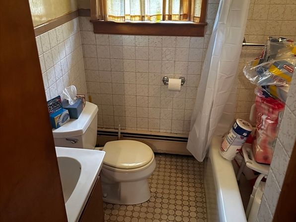 13 Parker St, Billerica, MA 01821