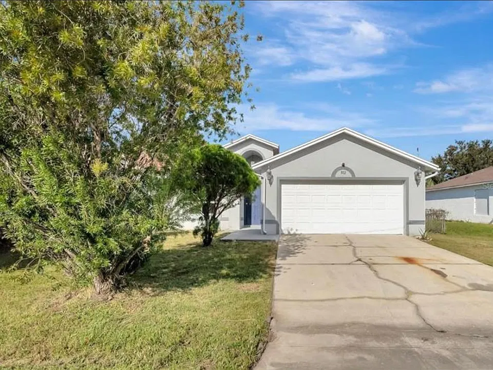 302 Baccarat Ct