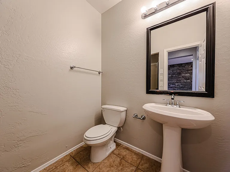 4569 N Golf Dr — Photo 11